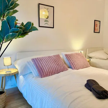 Modern With Terrace Patio Near Scs Appartamento