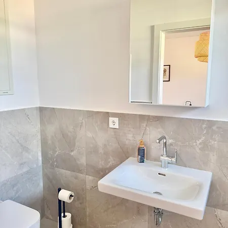 Modern With Terrace Patio Near Scs Appartamento *