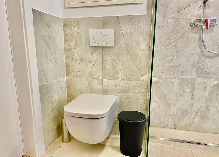 Modern With Terrace Patio Near Scs Apartment Wiener Neudorf