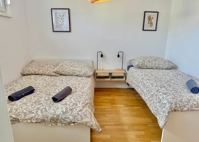 Modern With Terrace Patio Near Scs Apartment Wiener Neudorf