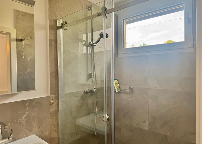 Modern With Terrace Patio Near Scs Wiener Neudorf